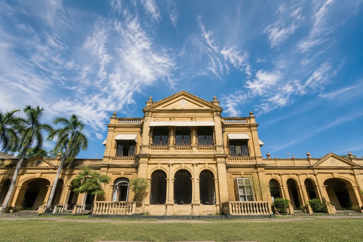 Front View of Prince of Wales College